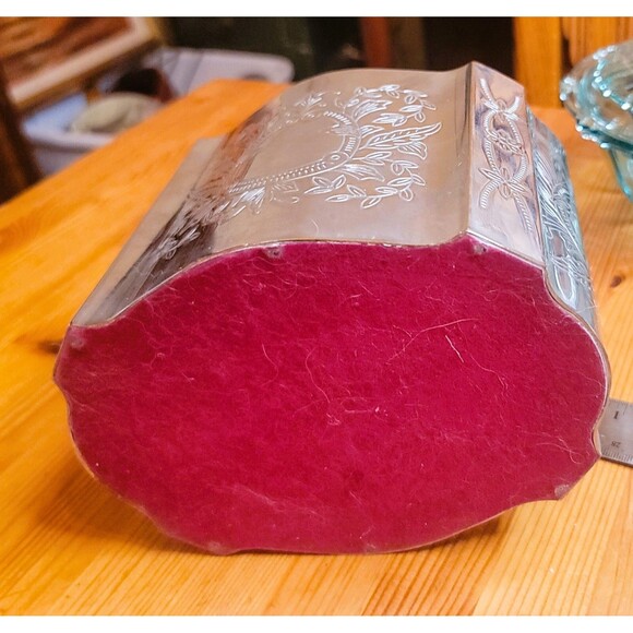 Vintage Silver Plate Trinket Jewelry Box w Lid Red Velvet Inside Engraved Design - Picture 8 of 16